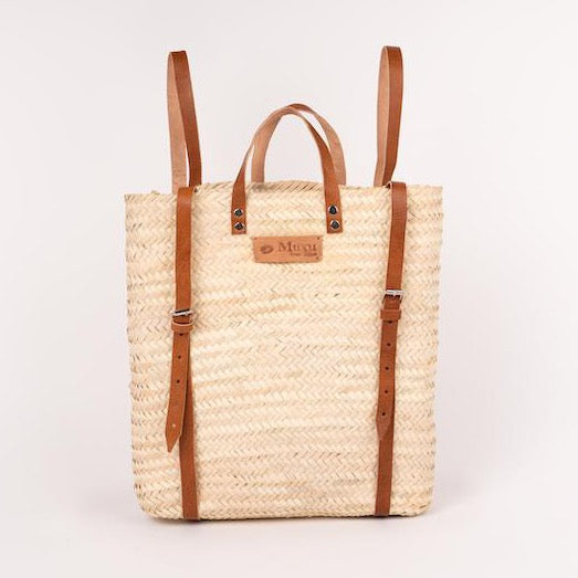 mochila de palma y cuero muxufromibiza