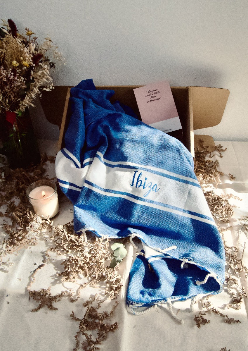 Fouta tradicional azul bordada ibiza by Muxu from Ibiza