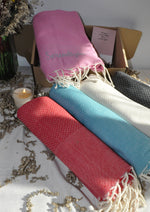 Fouta o toalla de hammam bordada Serendipia