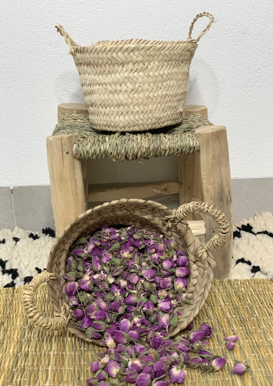 cesta de palma pequeña para decorar by muxu from ibiza