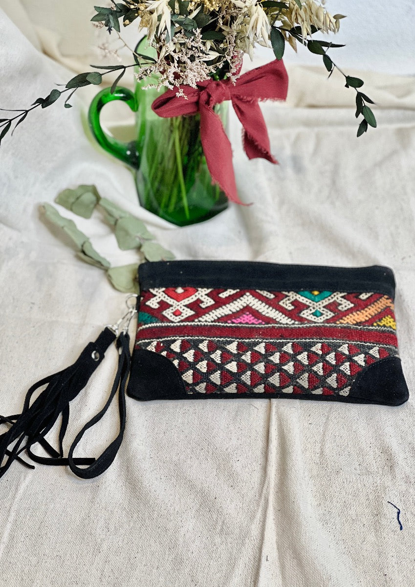 Bolso de mano Clucth de piel y Kilim Negro