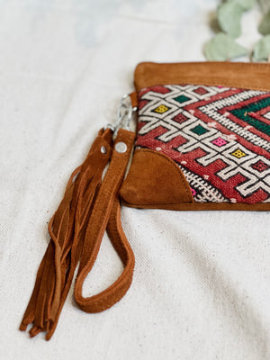 Bolso de mano Clucth de piel y Kilim Taupe