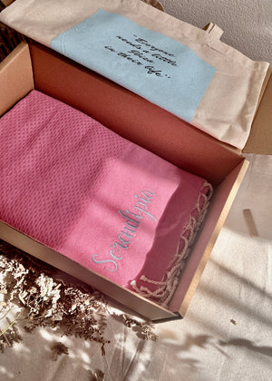 Fouta Toalla  bordada Serendipia 1mx2m. Color Rosa