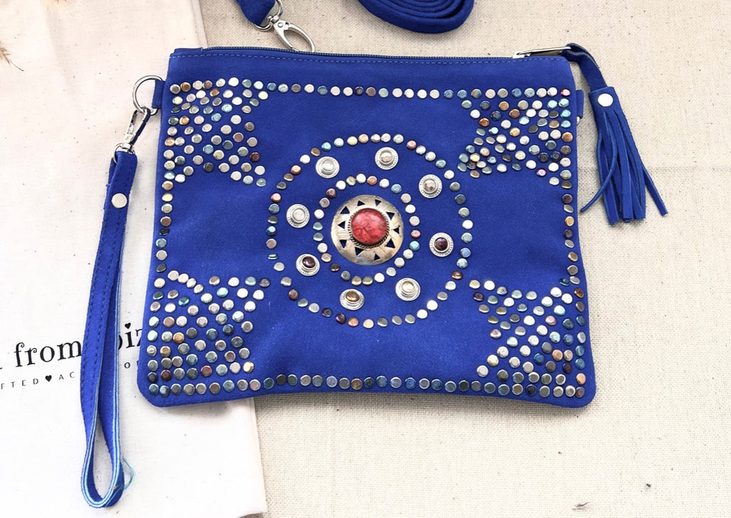 Bolso clucth de cuero azul 100%artesanal by Muxu from Ibiza