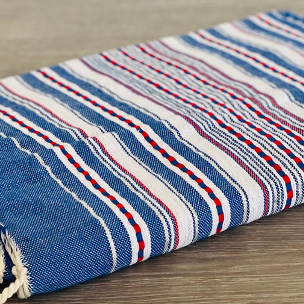 Fouta Toalla diamante Es Calò Lux azul detalle plata-rojo 1mx2m